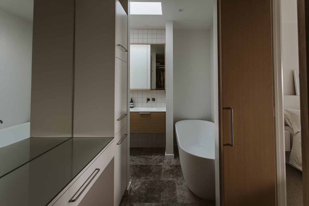 new build new plymouth